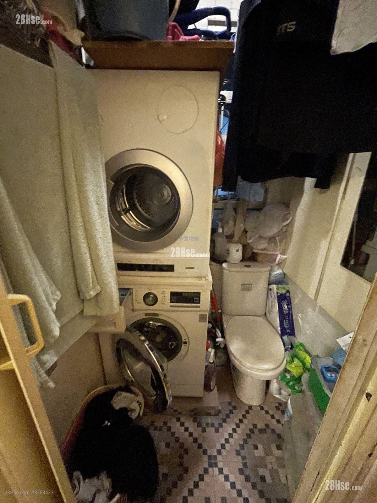 Po Hei Court Sell 3 Bedrooms , 2 Bathrooms 625 ft²