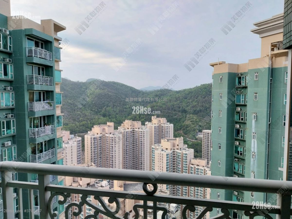 Metro Town Sell 2 Bedrooms 503 ft²