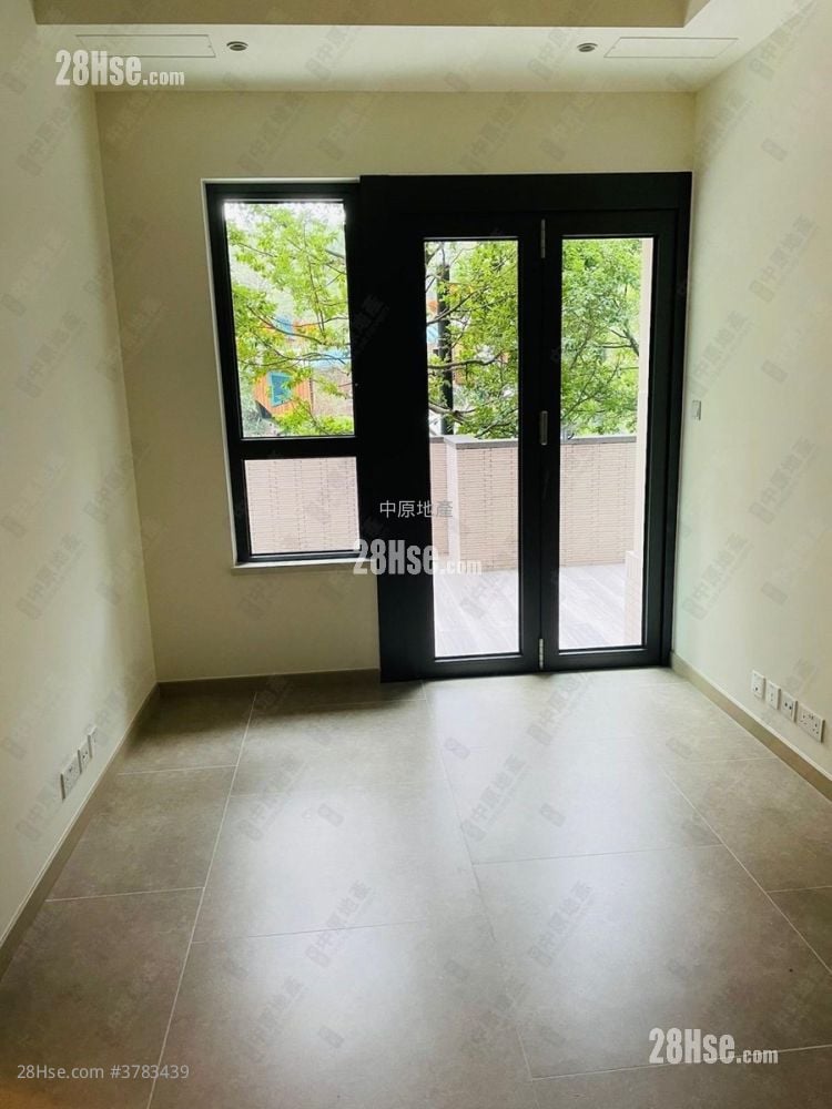 Wetland Seasons Park Sell 2 Bedrooms , 2 Bathrooms 402 ft²