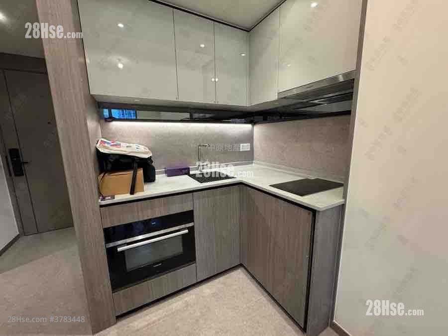 Yoho West Sell 2 Bedrooms , 1 Bathroom 440 ft²