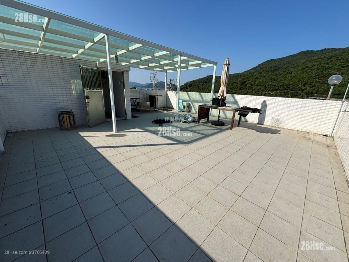 Village Rental 3 Bedrooms , 1 Bathroom