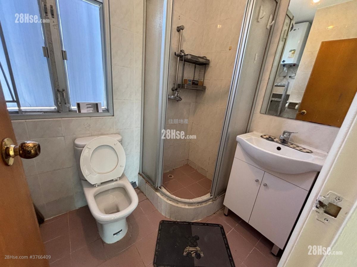 Village Rental 3 Bedrooms , 1 Bathroom