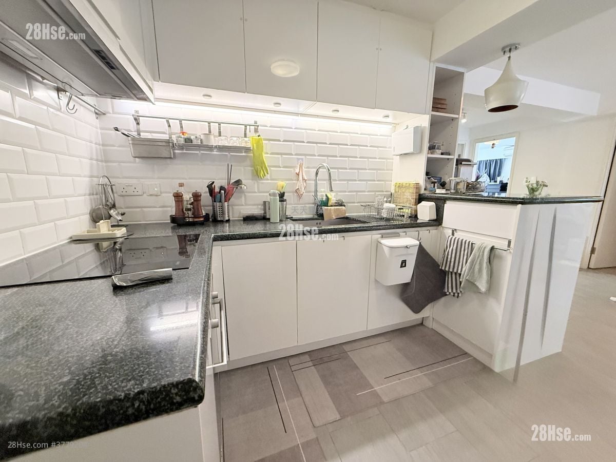 村屋 租盘 3 房 , 1 浴室 1,200 平方尺