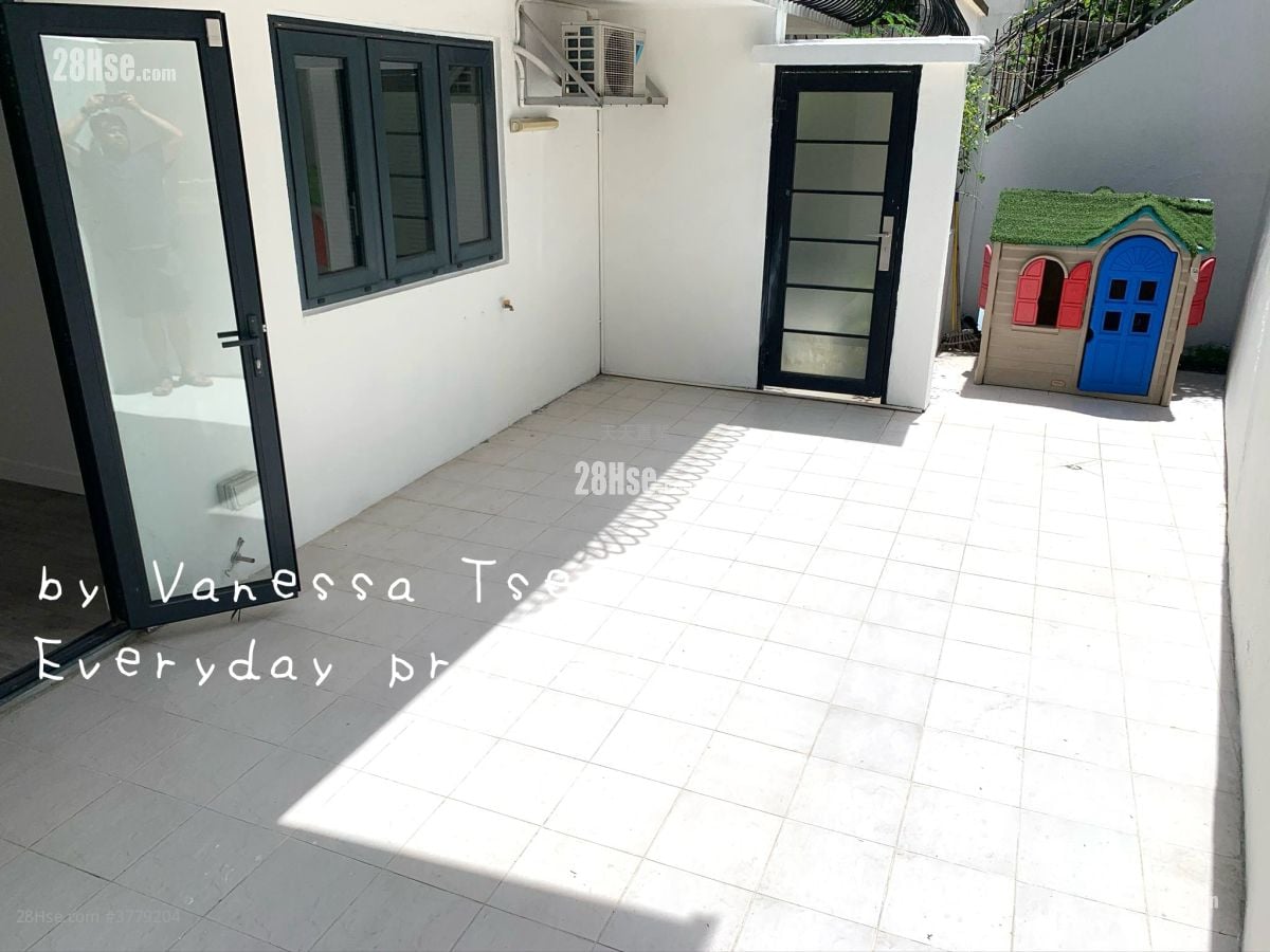 村屋 租盘 3 房 , 1 浴室 1,200 平方尺