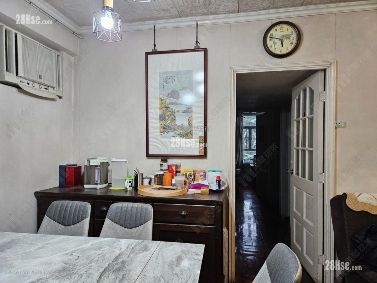 Belvedere Garden Sell 3 Bedrooms 572 ft²