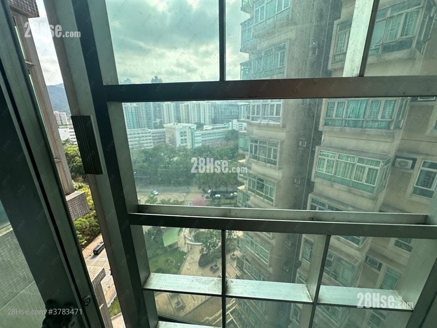 Sheung Shui Centre Sell 3 Bedrooms 532 ft²