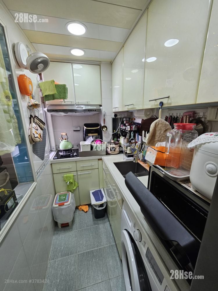 Trend Plaza Sell 2 Bedrooms , 1 Bathroom 409 ft²