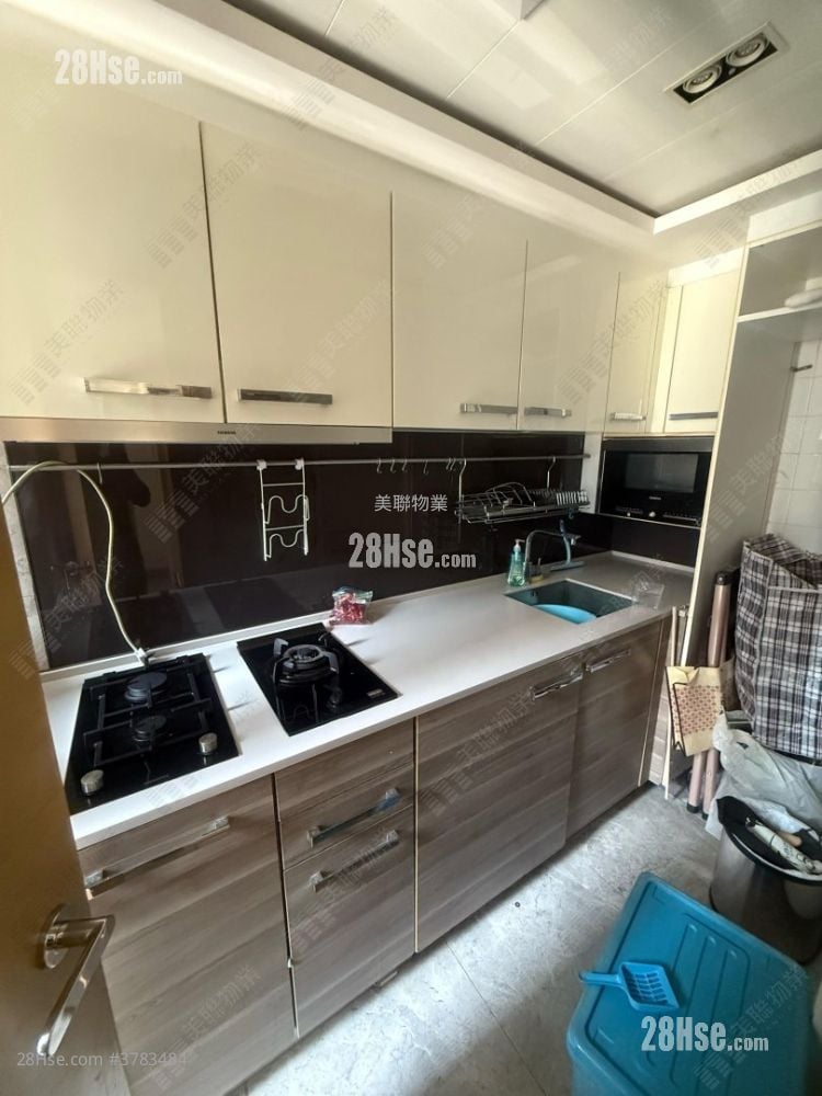 The Wings Sell 3 Bedrooms 648 ft²