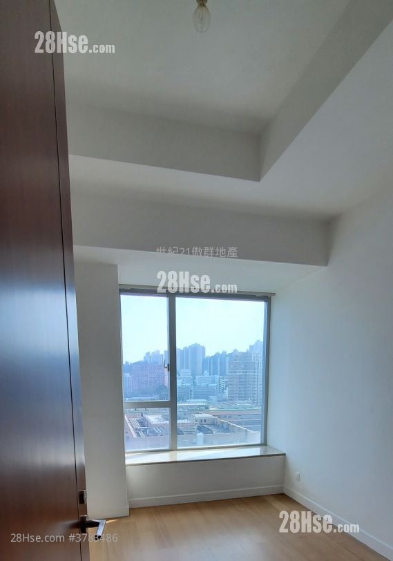 Paxton Sell 2 Bedrooms , 1 Bathroom 944 ft²