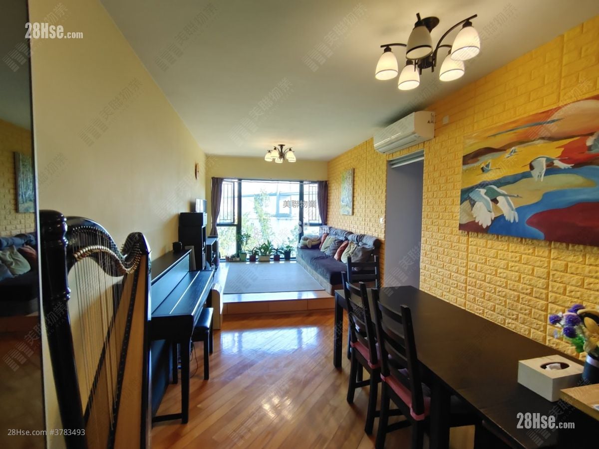 Park Island Sell 3 Bedrooms , 1 Bathroom 781 ft²