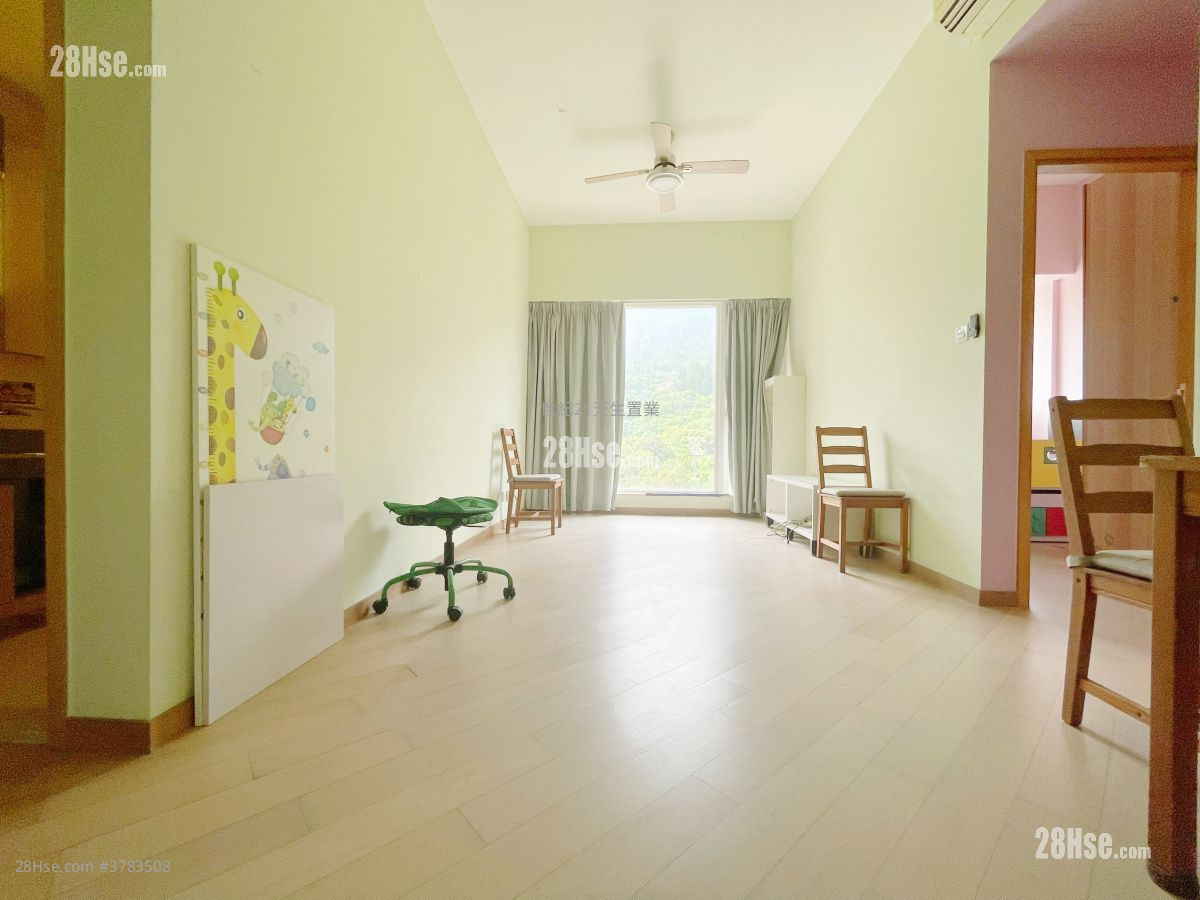 Avignon Sell 3 Bedrooms , 2 Bathrooms 698 ft²