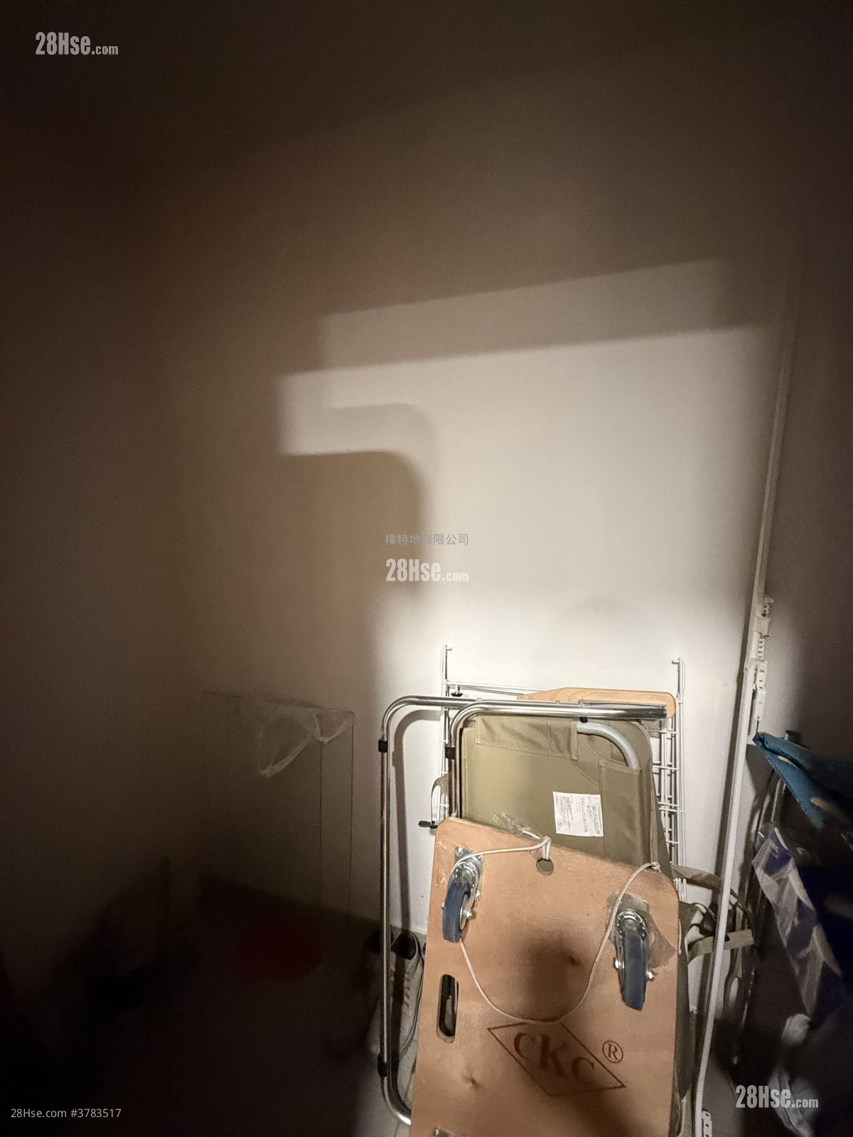 凯旋门 租盘 3 房 , 2 浴室 871 平方尺