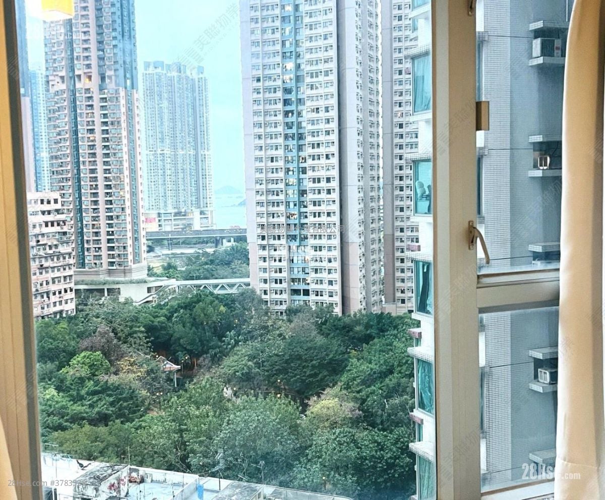 Metro Harbour View Sell 2 Bedrooms 347 ft²