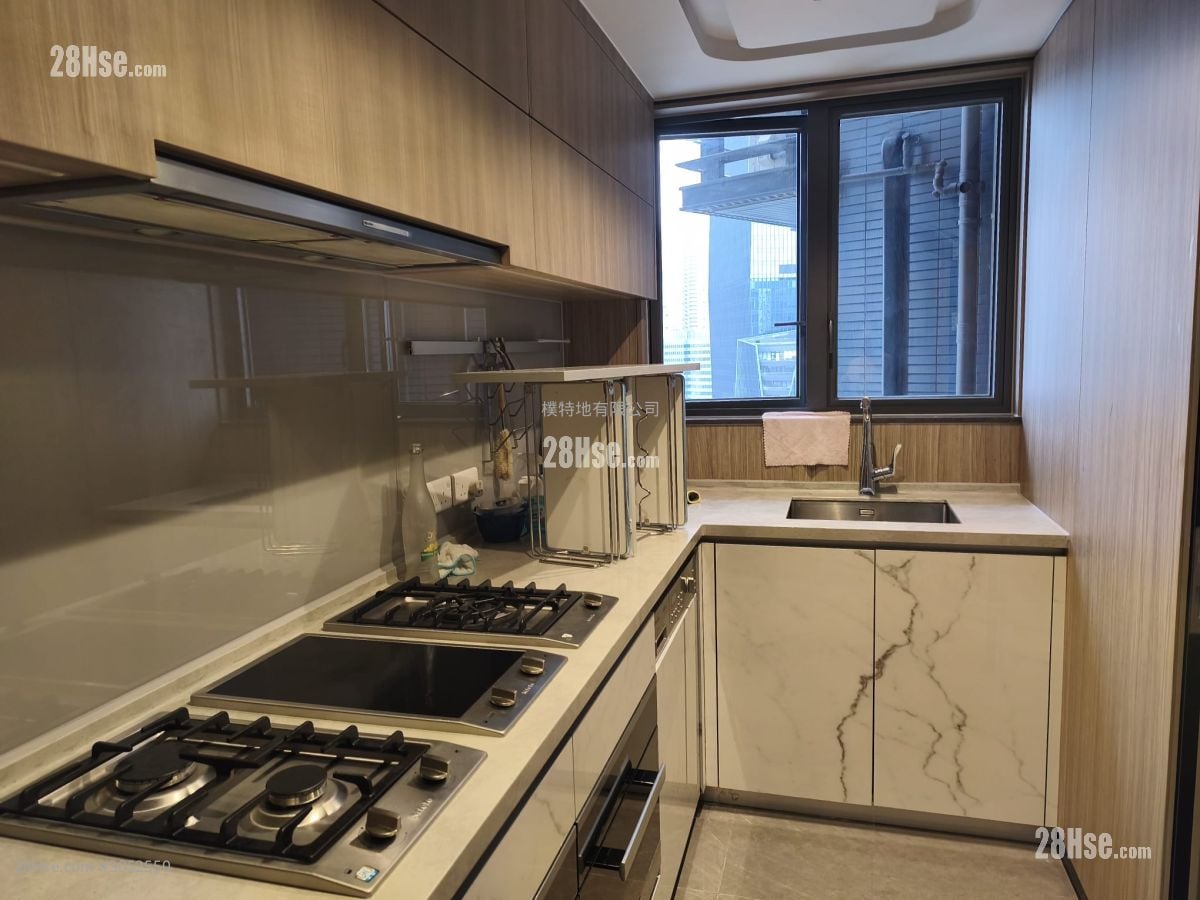 Monaco Rental 3 Bedrooms , 3 Bathrooms 827 ft²