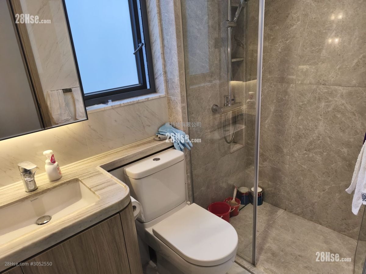 Monaco Rental 3 Bedrooms , 3 Bathrooms 827 ft²