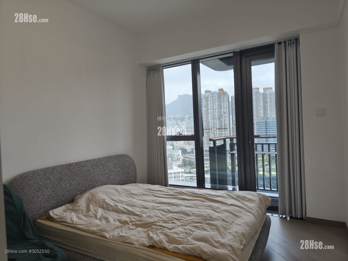 Monaco Rental 3 Bedrooms , 3 Bathrooms 827 ft²