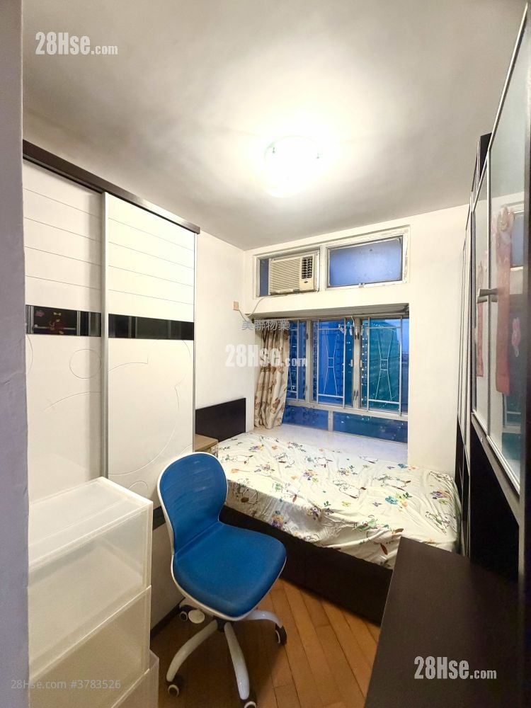 Greenfield Garden Rental 2 Bedrooms , 1 Bathroom 366 ft²