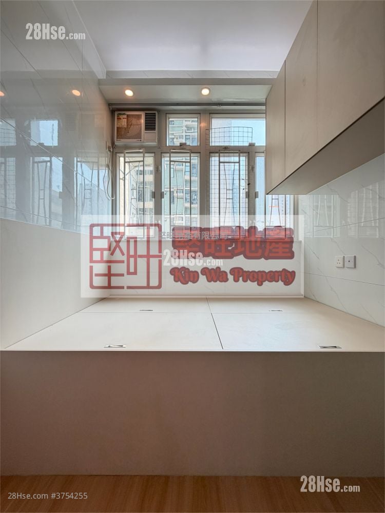 唐楼 租盘 1 房 , 1 浴室 170 平方尺