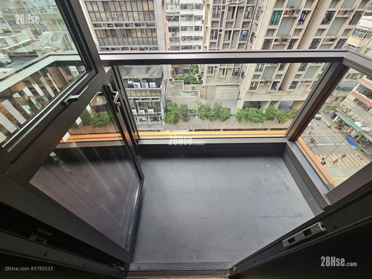 Bright Moon Rental 1 Bedroom , 1 Bathroom 309 ft²