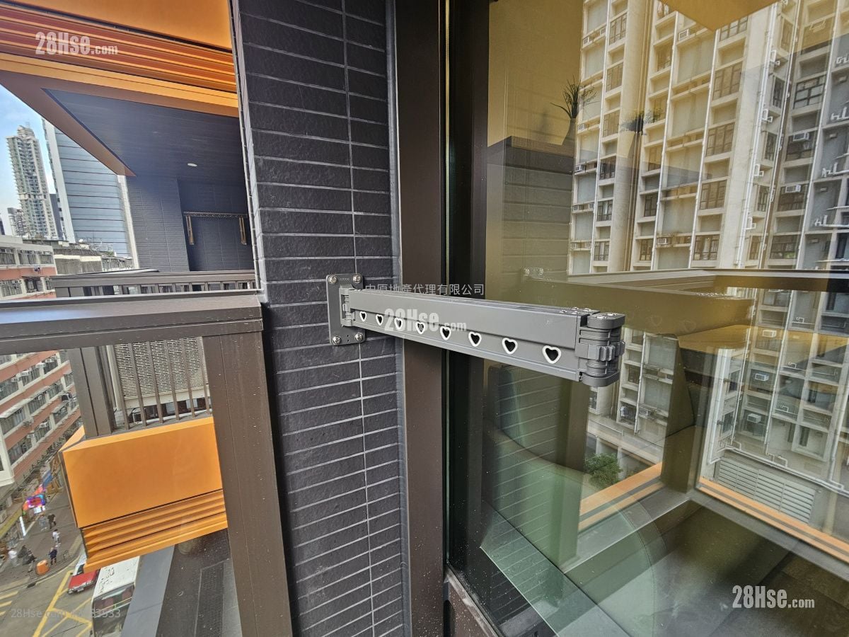 Bright Moon Rental 1 Bedroom , 1 Bathroom 309 ft²