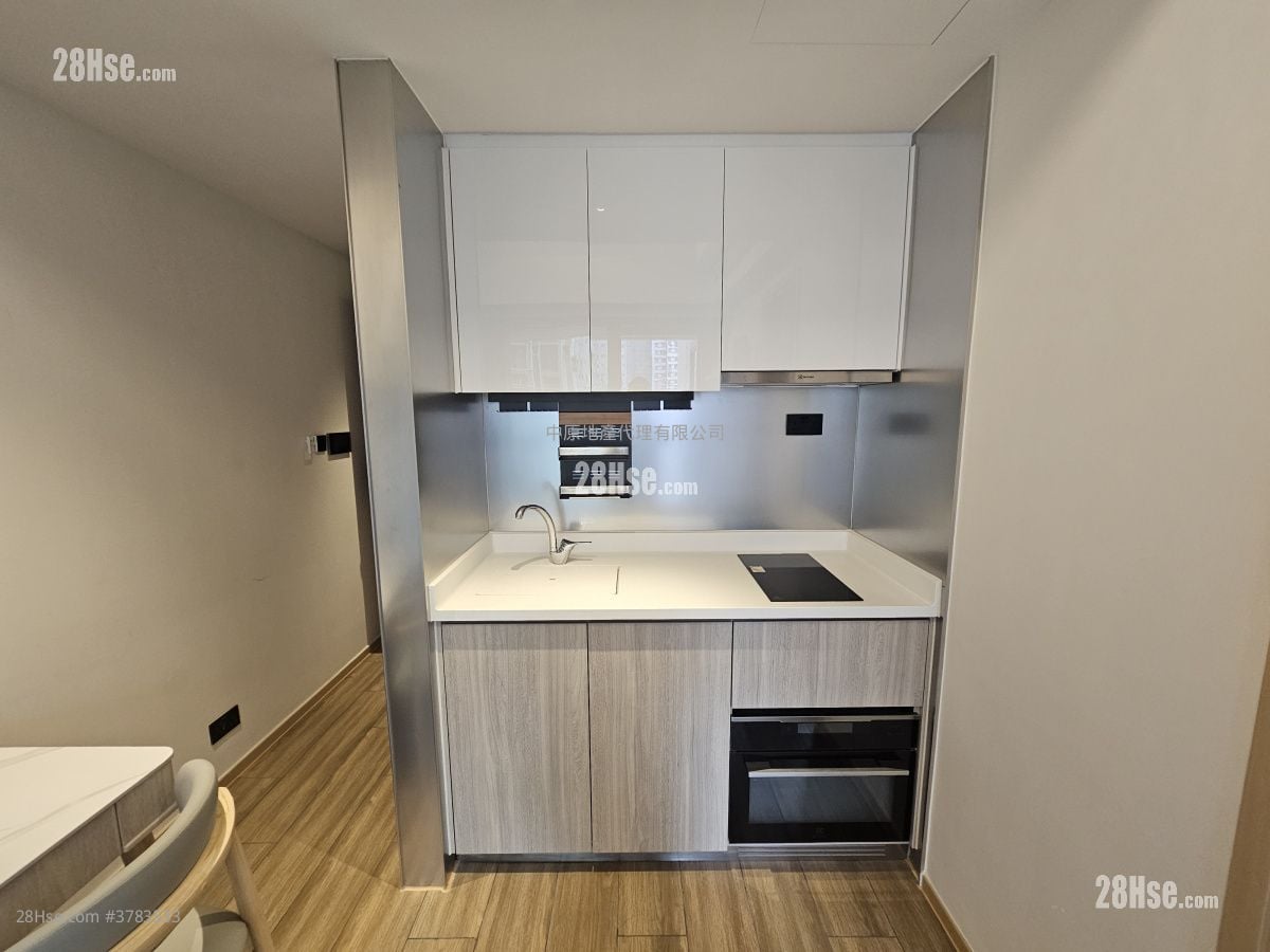 Bright Moon Rental 1 Bedroom , 1 Bathroom 309 ft²