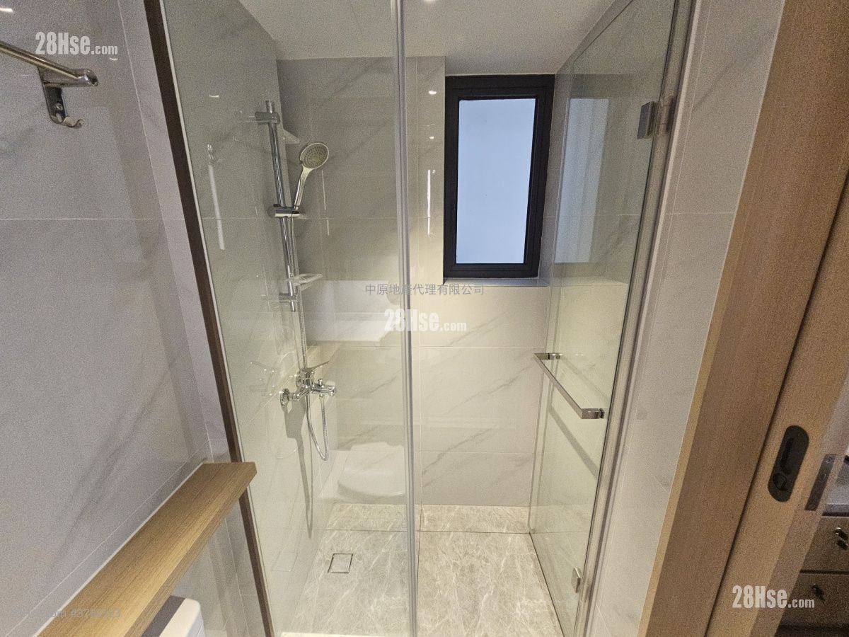 Bright Moon Rental 1 Bedroom , 1 Bathroom 309 ft²