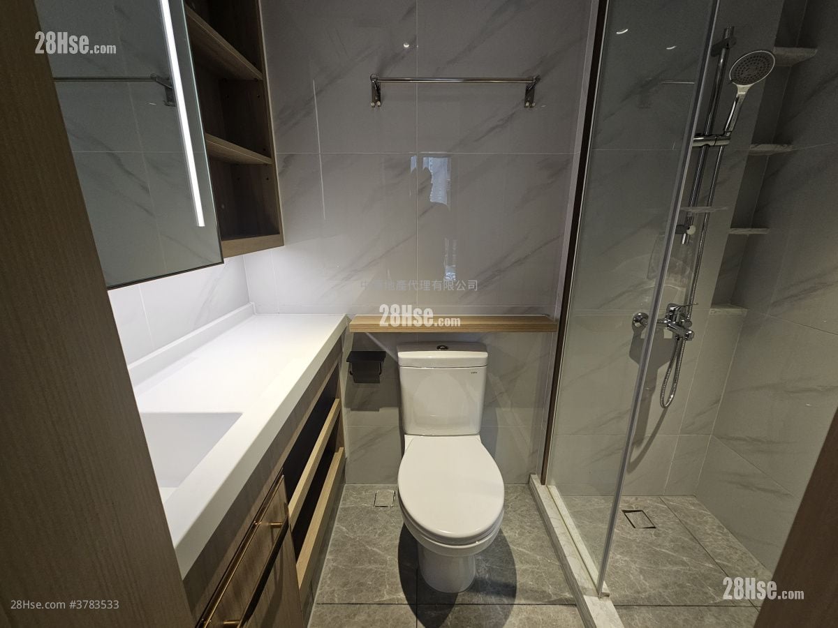 Bright Moon Rental 1 Bedroom , 1 Bathroom 309 ft²