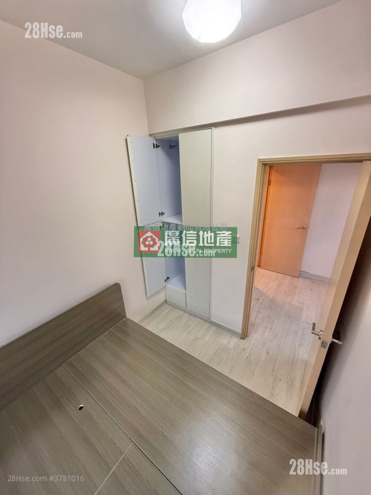 柏丰28 售盘 2 房 , 1 浴室 421 平方尺