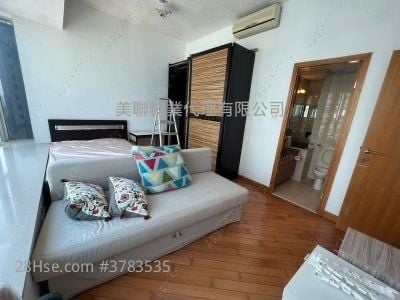 Indihome Sell 1 Bedroom 420 ft²