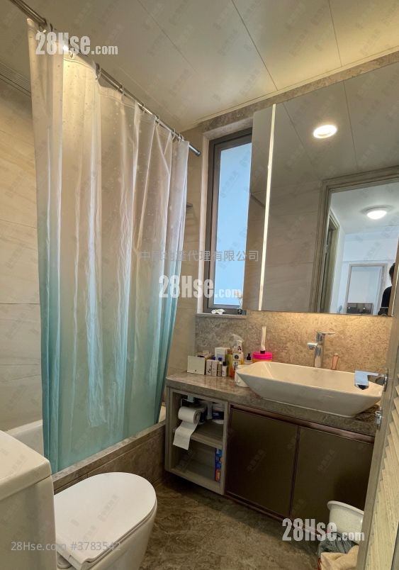 Sea To Sky Sell 3 Bedrooms 745 ft²