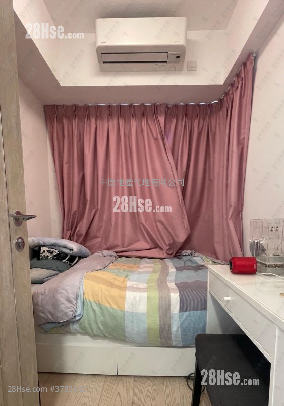 Sea To Sky Sell 3 Bedrooms 745 ft²