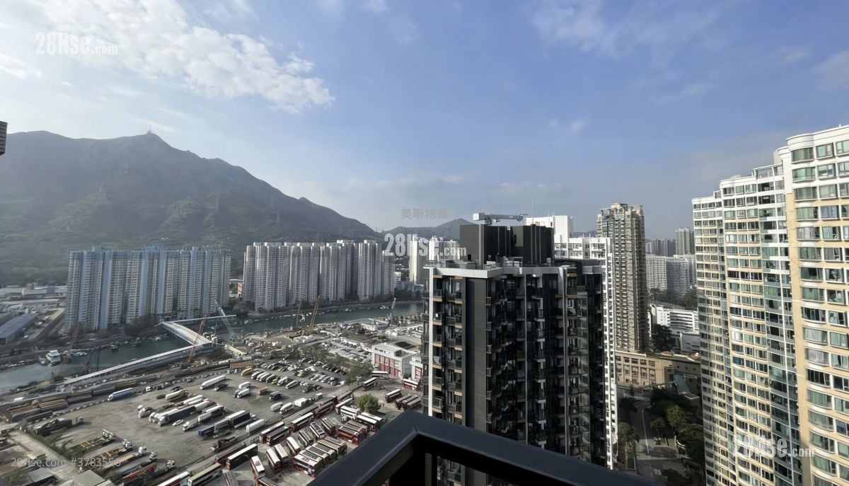 Regency Bay Rental 2 Bedrooms , 1 Bathroom 343 ft²