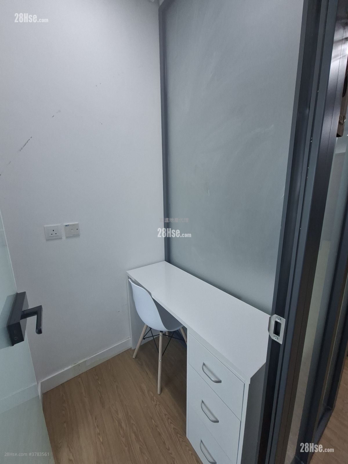 电讯一代广场 租盘