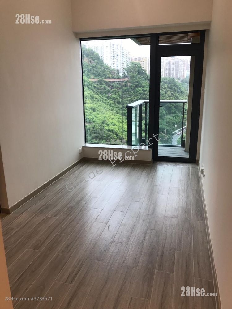 君豪峰 租盘 1 房 , 1 浴室 297 平方尺