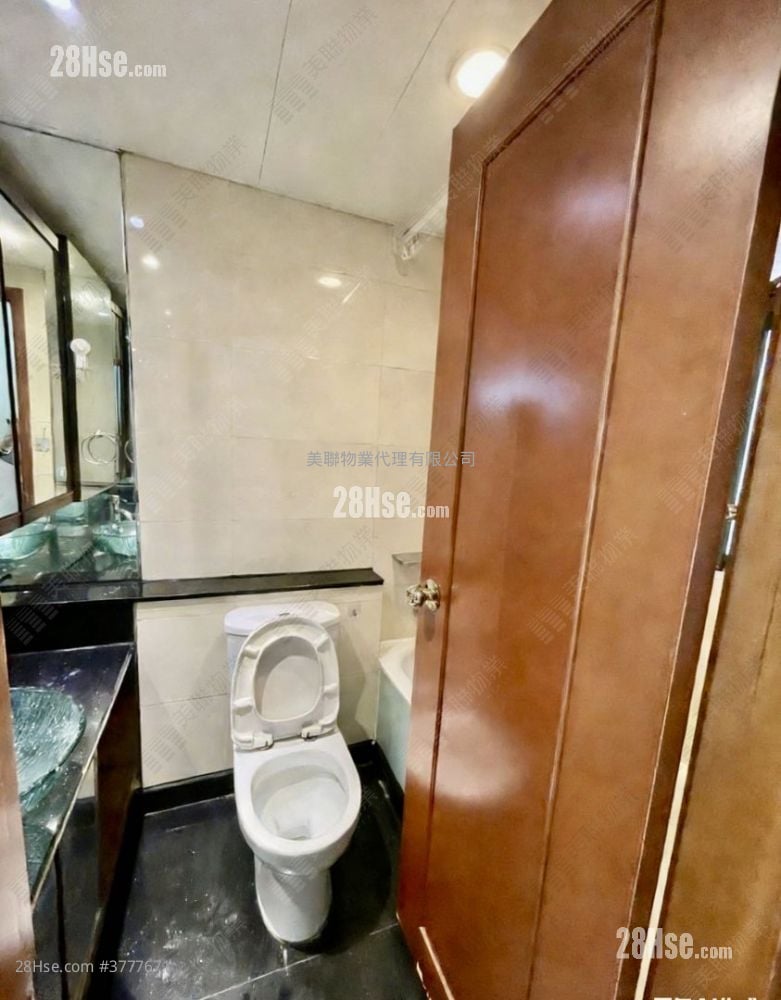 Residence Oasis Sell 2 Bedrooms , 1 Bathroom 490 ft²