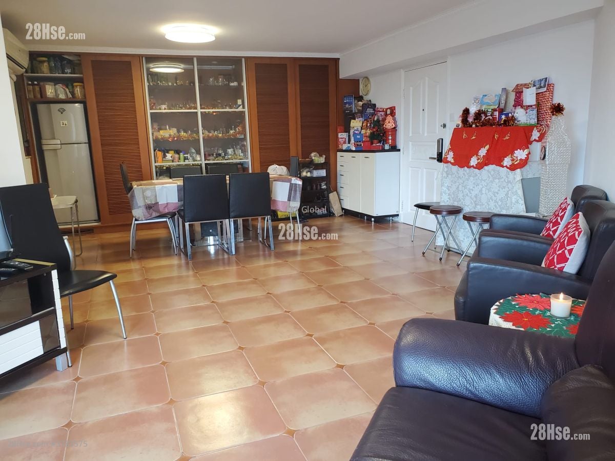 太古城 售盘 3 房 , 2 浴室 1,015 平方尺