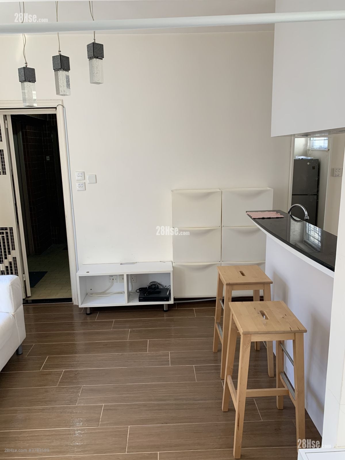 Tung Wui Building Sell Studio 290 ft²