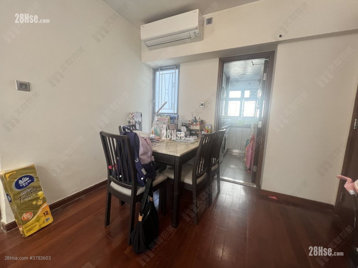 Southern Lodge Sell 515 ft²