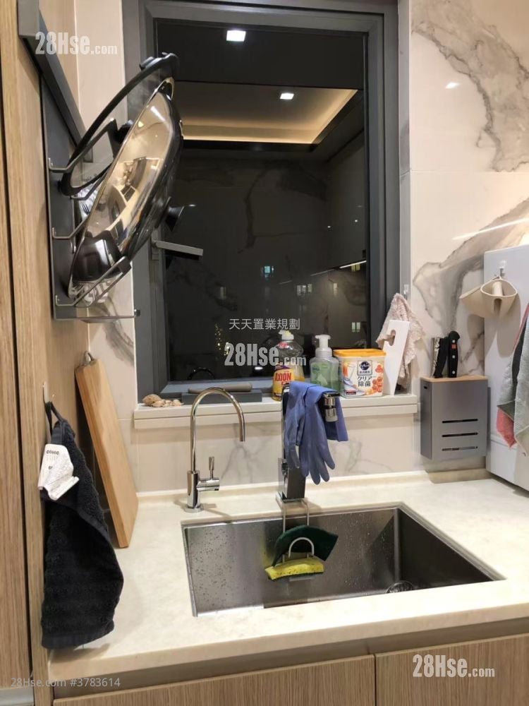 The Regent Sell 2 Bedrooms , 1 Bathroom 524 ft²