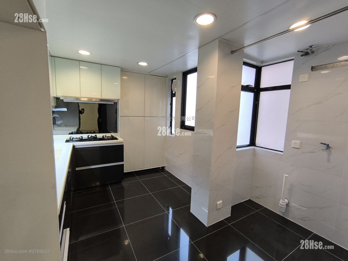 Savanna Garden Sell 3 Bedrooms , 2 Bathrooms 959 ft²