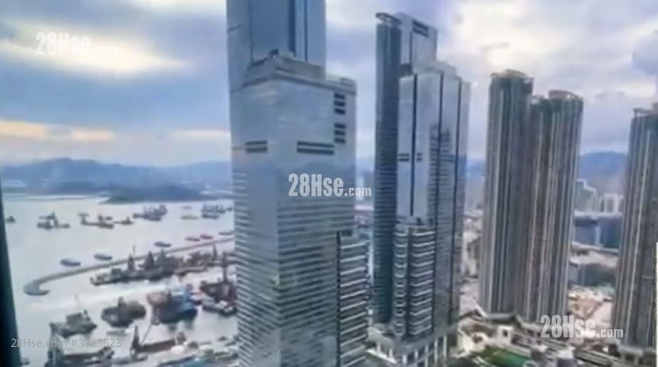 The Harbourside Rental 3 Bedrooms 800 ft²