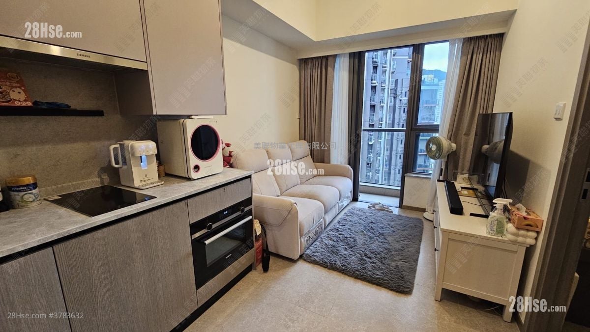 Novo Land Rental 1 Bedroom 297 ft²