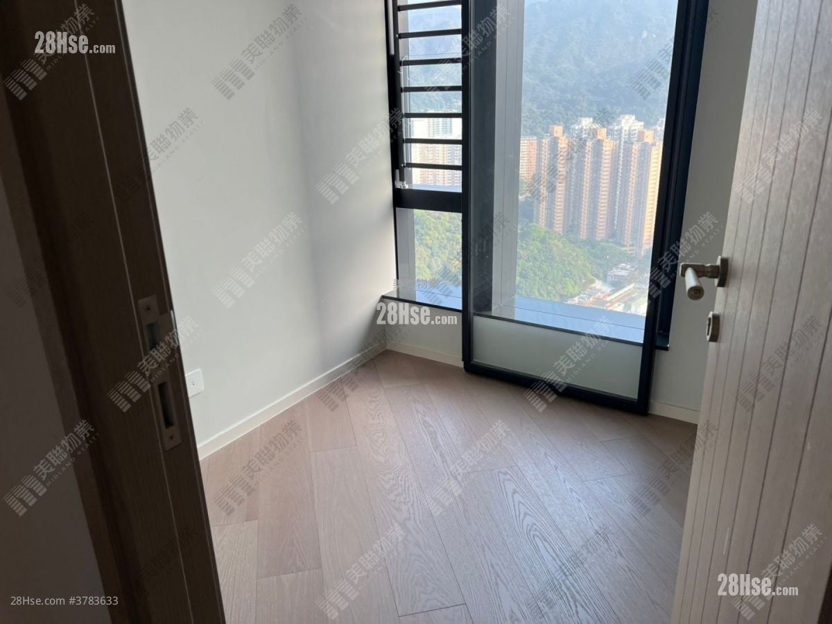 柏傲庄 售盘 3 房 663 平方尺