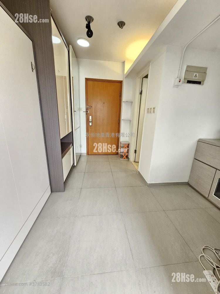 The Harbourside Rental 1 Bathroom 186 ft²