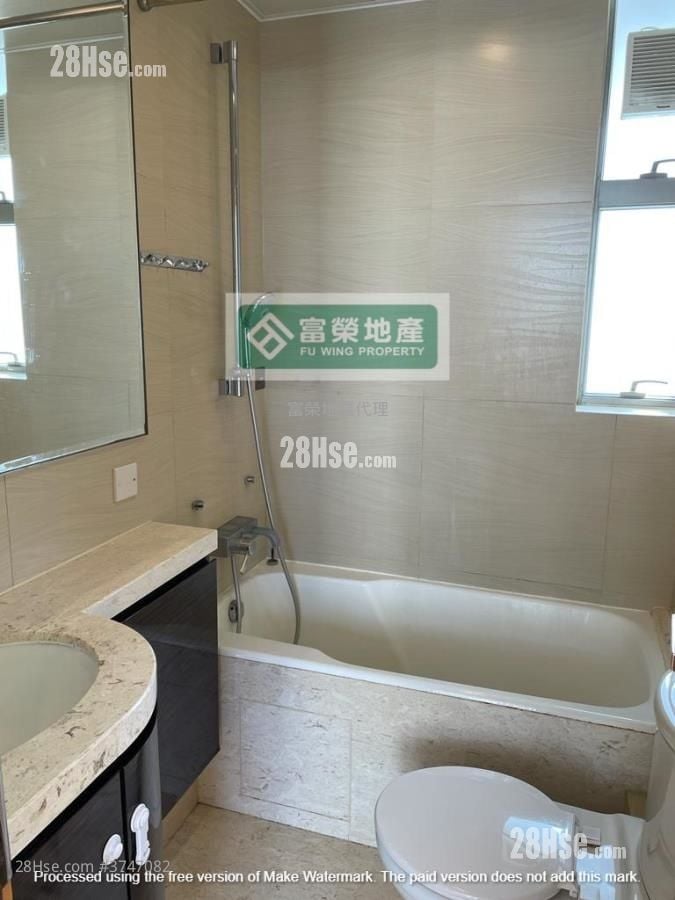 Sevilla Crest Sell 2 Bedrooms , 1 Bathroom 427 ft²