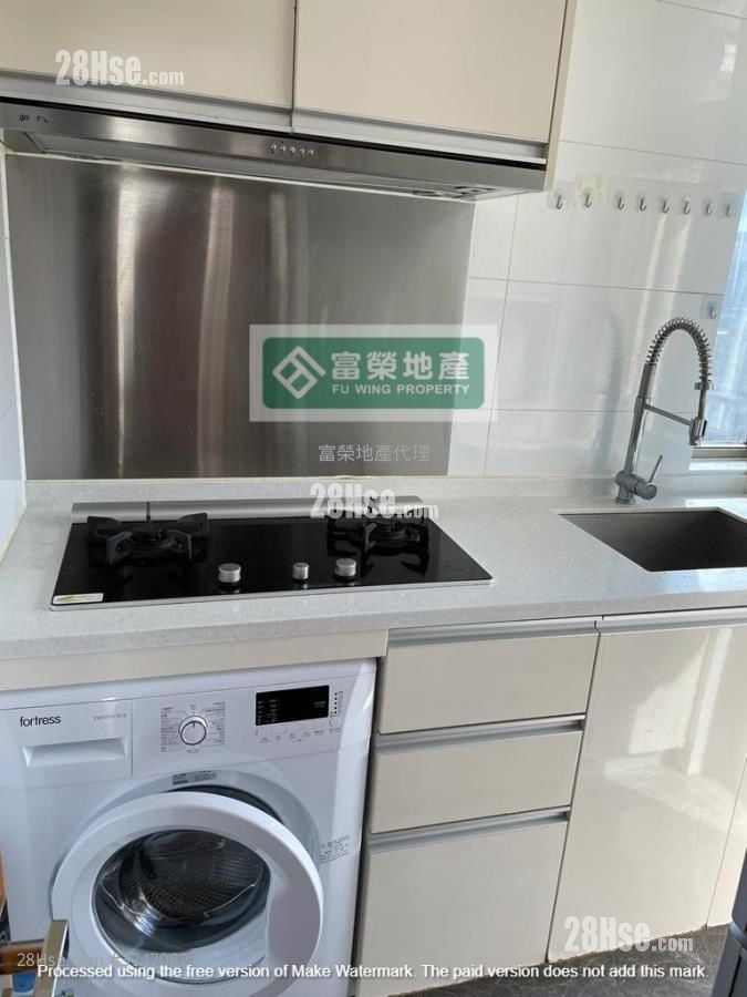 Sevilla Crest Sell 2 Bedrooms , 1 Bathroom 427 ft²