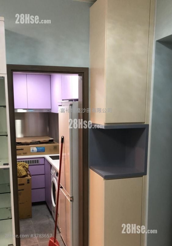 Golden Lion Garden Sell 2 Bedrooms , 1 Bathroom 322 ft²