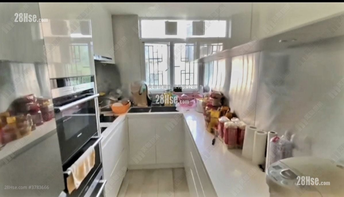 One Beacon Hill Sell 3 Bedrooms , 2 Bathrooms 1,066 ft²