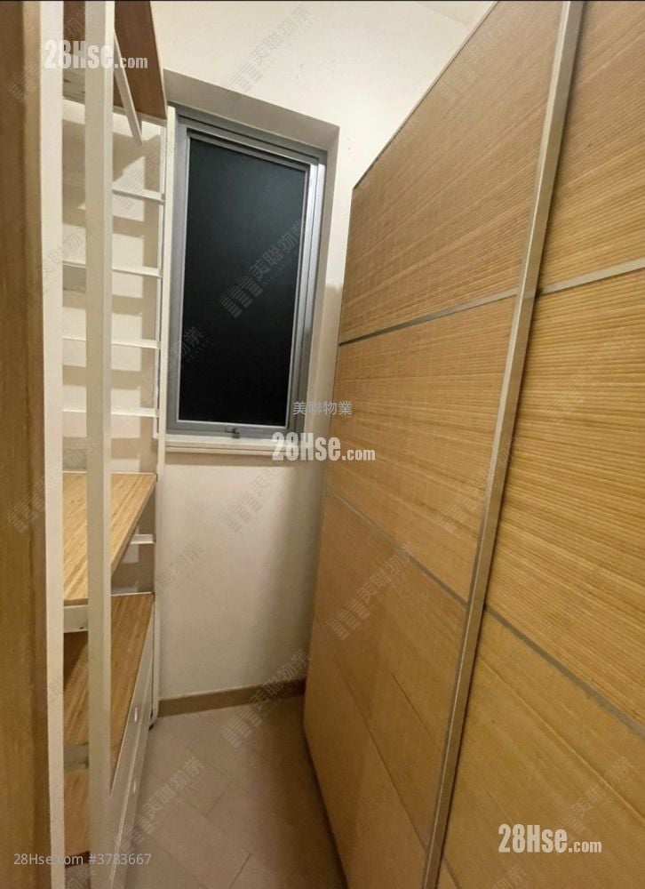 峻峦 租盘 2 房 , 1 浴室 572 平方尺