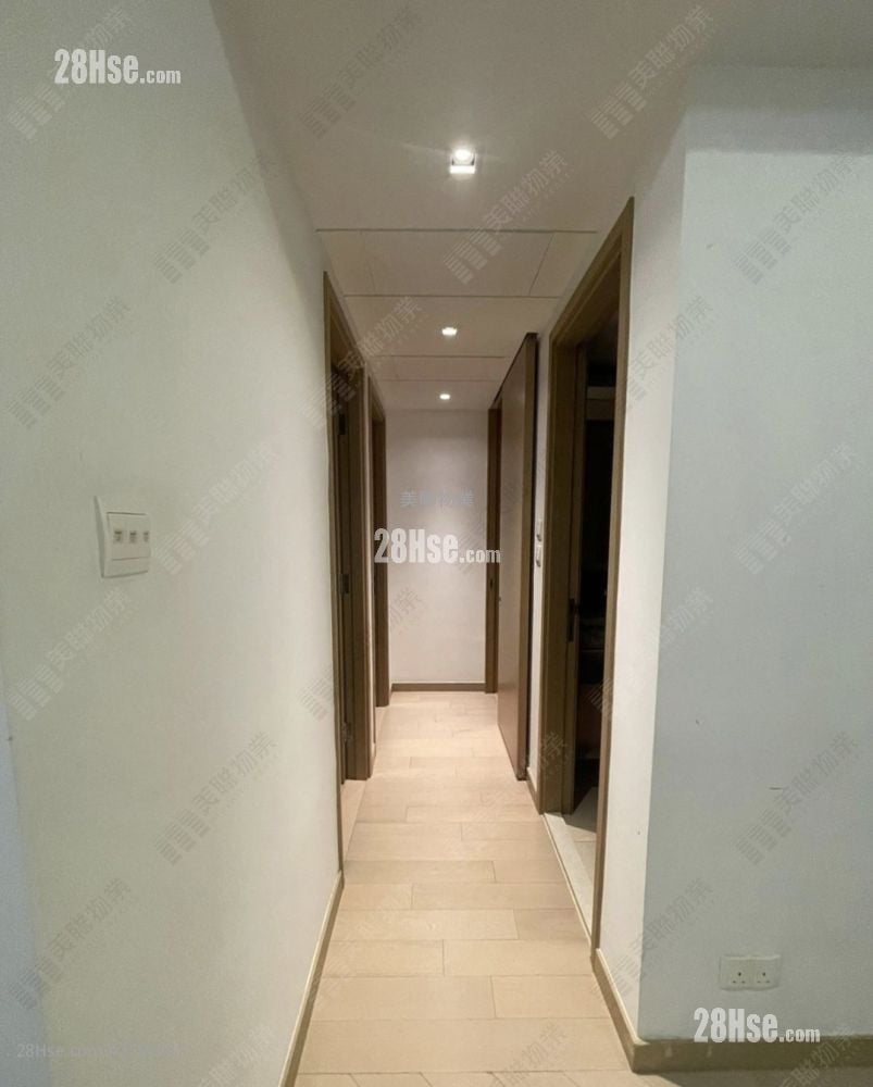 峻峦 租盘 2 房 , 1 浴室 572 平方尺